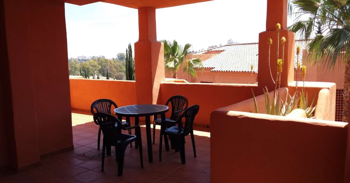 Een foto van het terras bij Royal Marbella Golf Resort