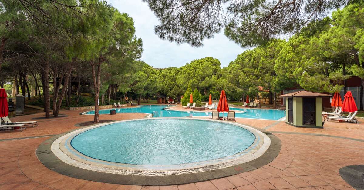 Een foto van het zwembad bij IC Hotels Santai Family Resort