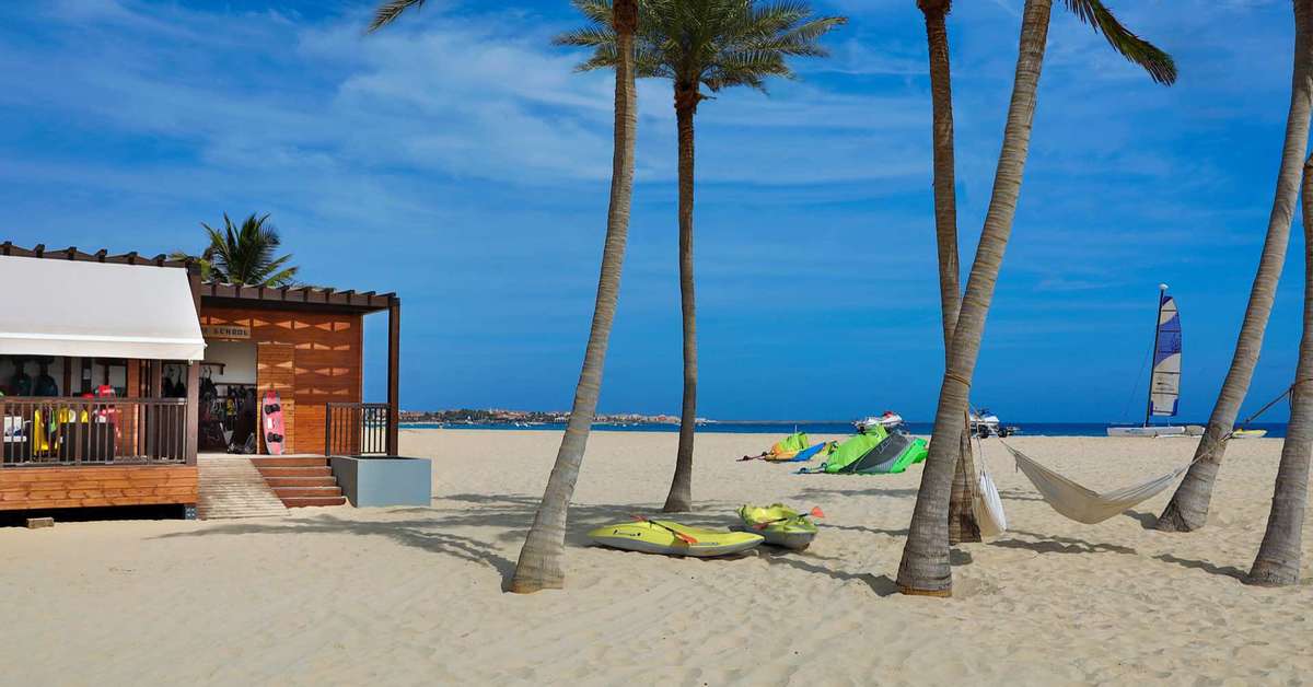 Een foto van het strand bij Hilton Cabo Verde Sal Resort