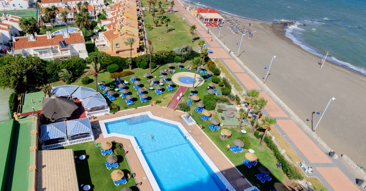 Een foto van het zwembad bij Sol Guadalmar