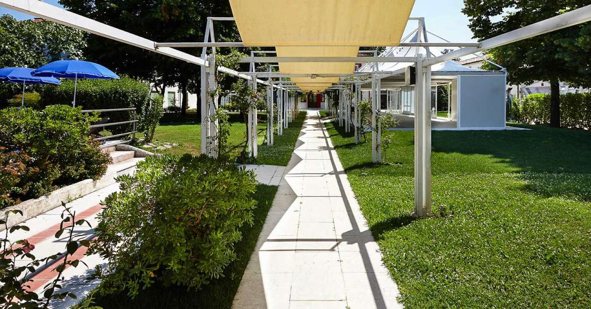 Een foto van de buitenkant van Villa Patriarca Hotel
