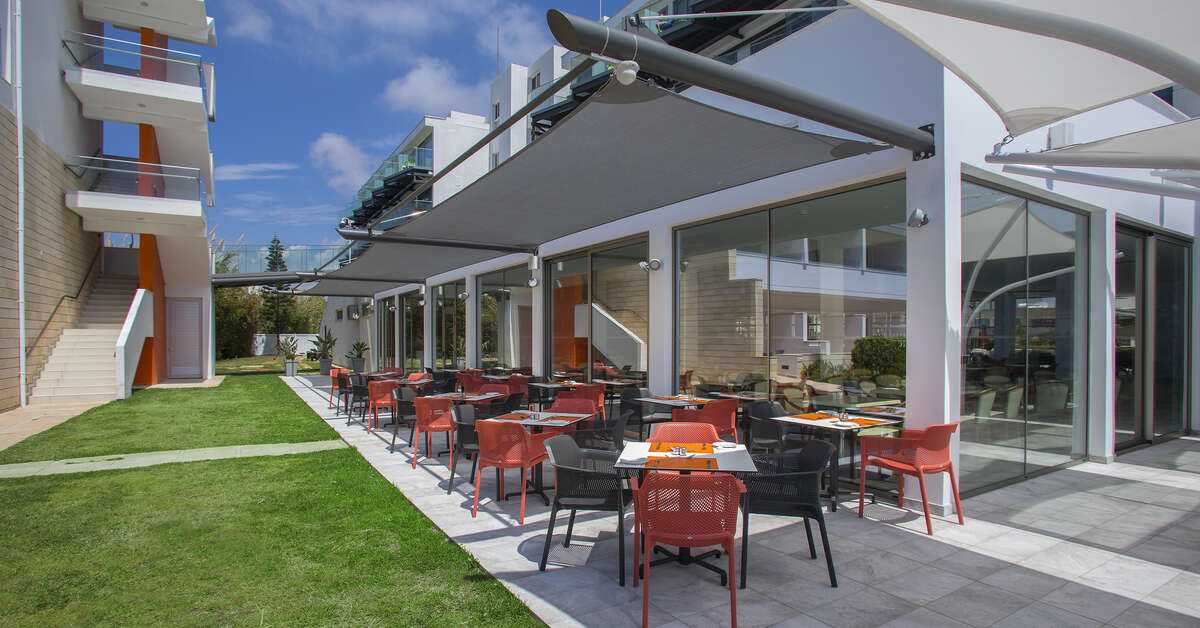 Een foto van de faciliteiten bij Faros Hotel