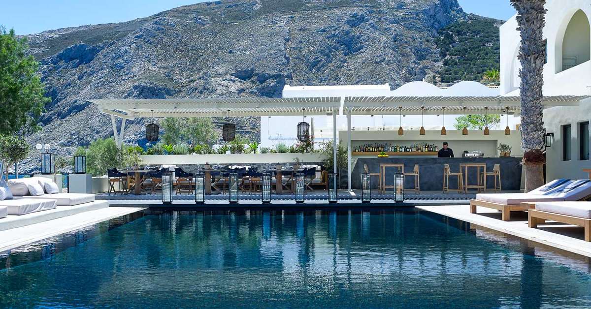 Een foto van het zwembad bij Bellonias Villas