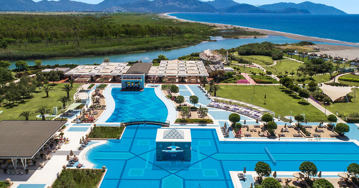 Een foto van een overzicht van Hilton Dalaman Sarigerme Resort & Golf