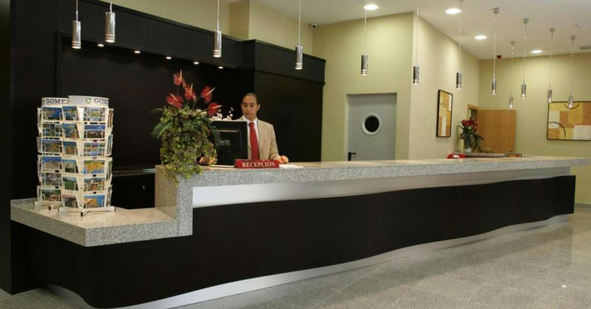 Een foto van het interieur van Barcelo Marbella