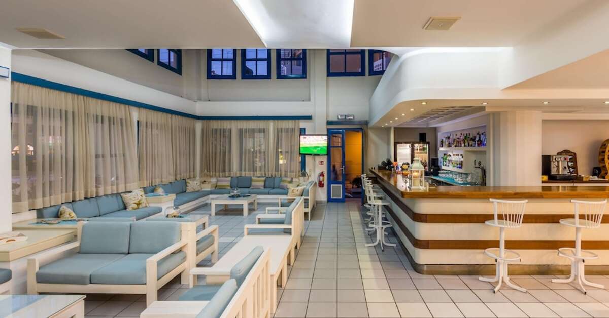 Een foto van het interieur van Hersonissos Central