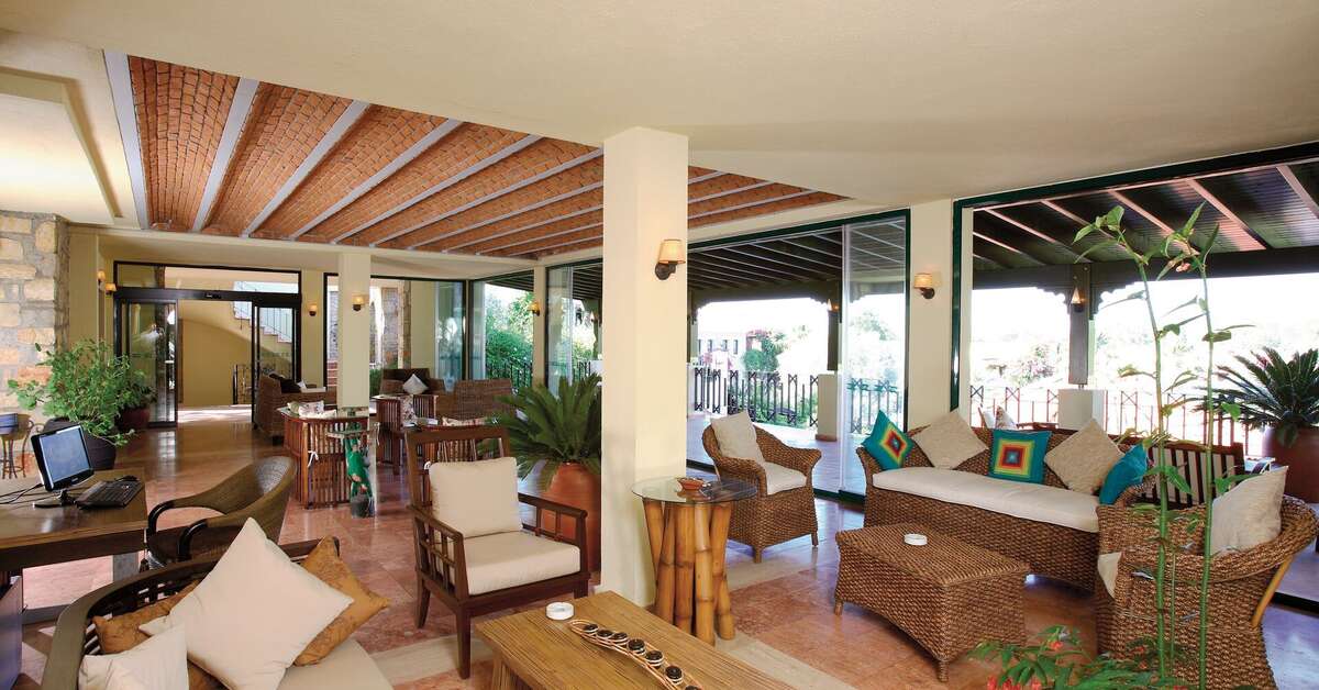 Ein Foto vom Innenbereich im Hotel Zeytinada