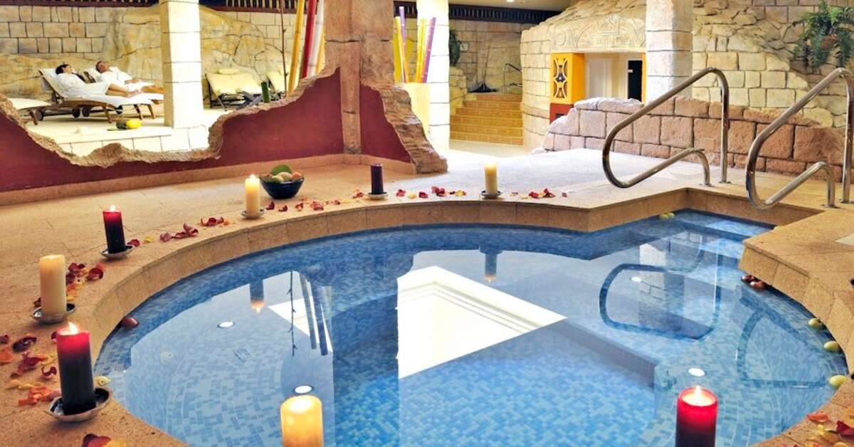 Een foto van het zwembad bij Hotel Europe Villa Cortes