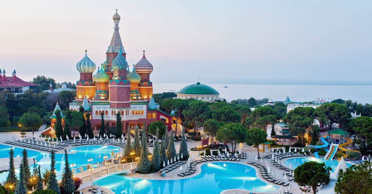 Een foto van het zwembad bij Asteria Kremlin Palace Hotel
