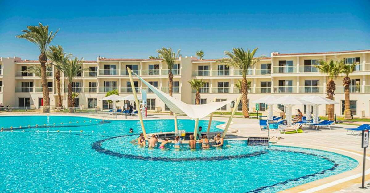 Een foto van het zwembad bij Amarina Abu Soma Resort & Aquapark