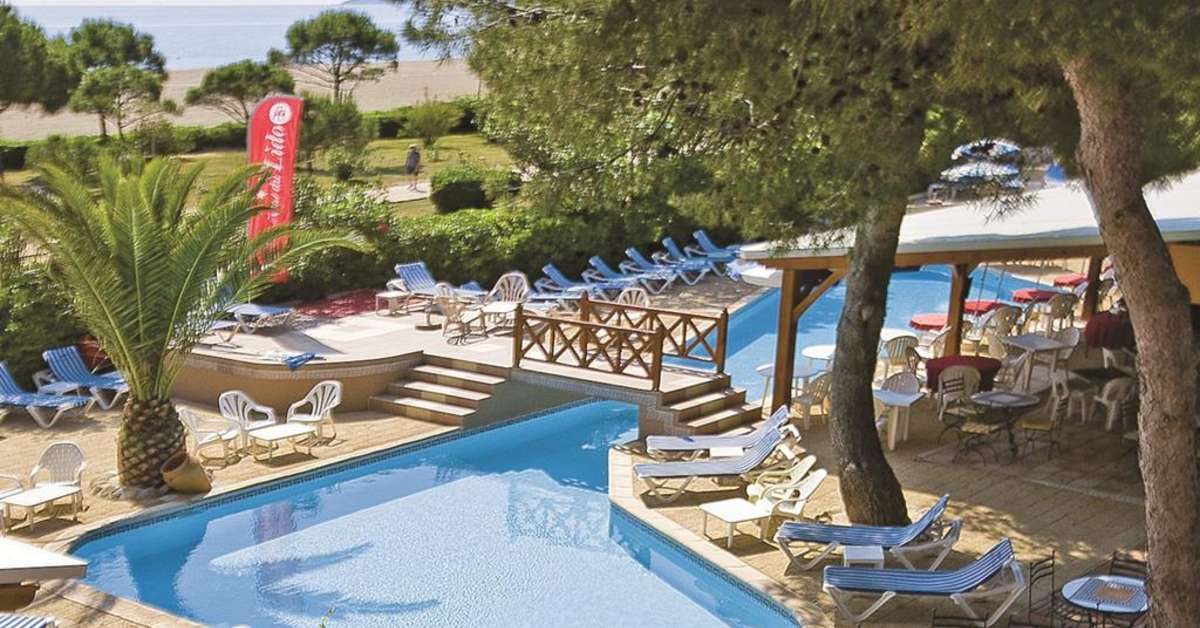 Een foto van het zwembad bij Le Lido
