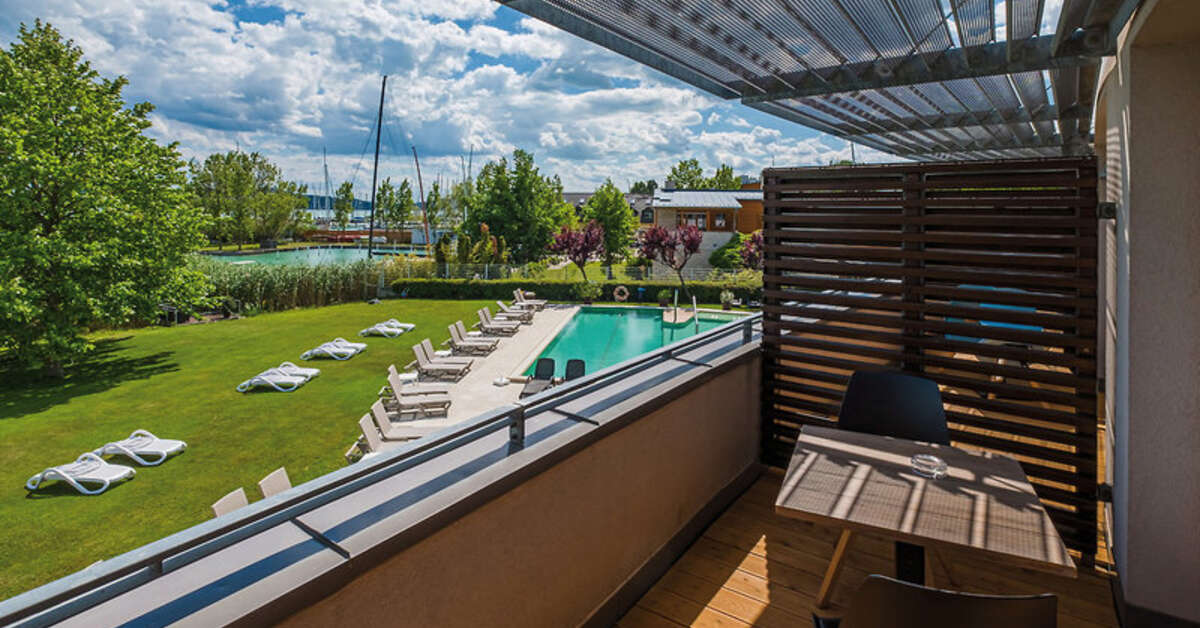 Een foto van Hotel Golden Lake Resort