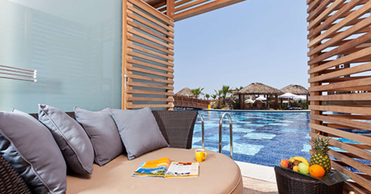 Een foto van het terras bij TUI Blue Belek