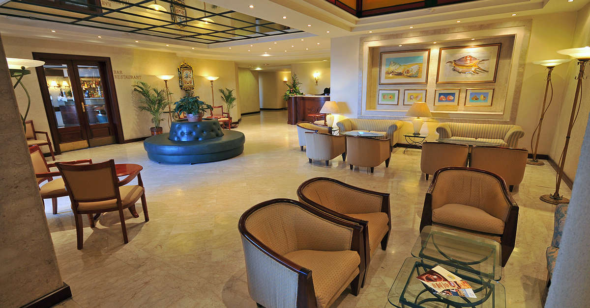 Een foto van het interieur van Hotel Grand