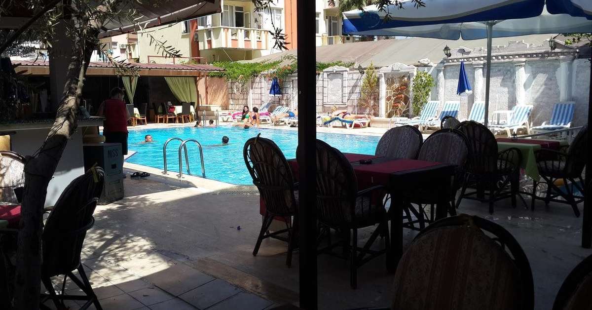 Een foto van het zwembad bij Side Orient Aparthotel