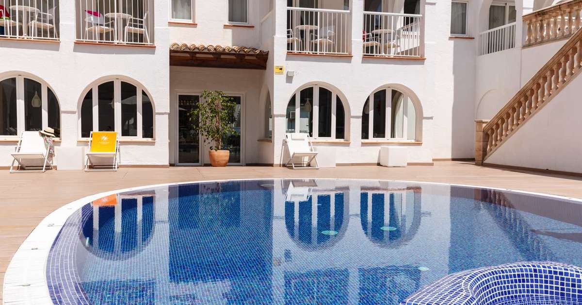 Een foto van R2 Bahia Cala Ratjada Design Hotel