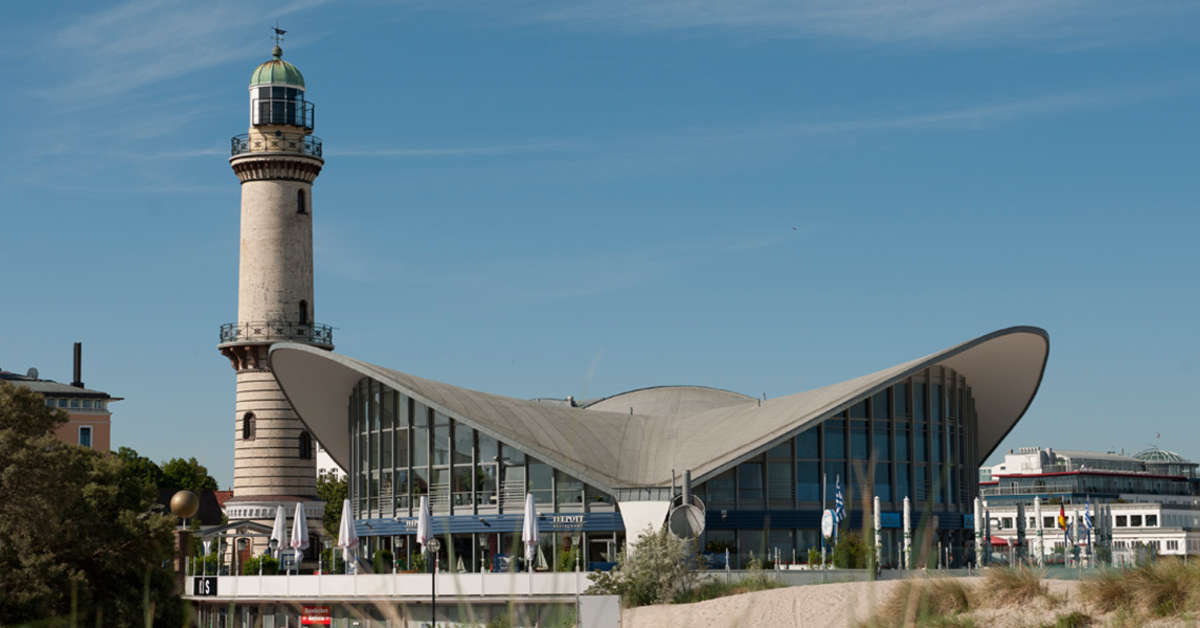 Een foto van de buitenkant van A Ja Resort Warnemünde