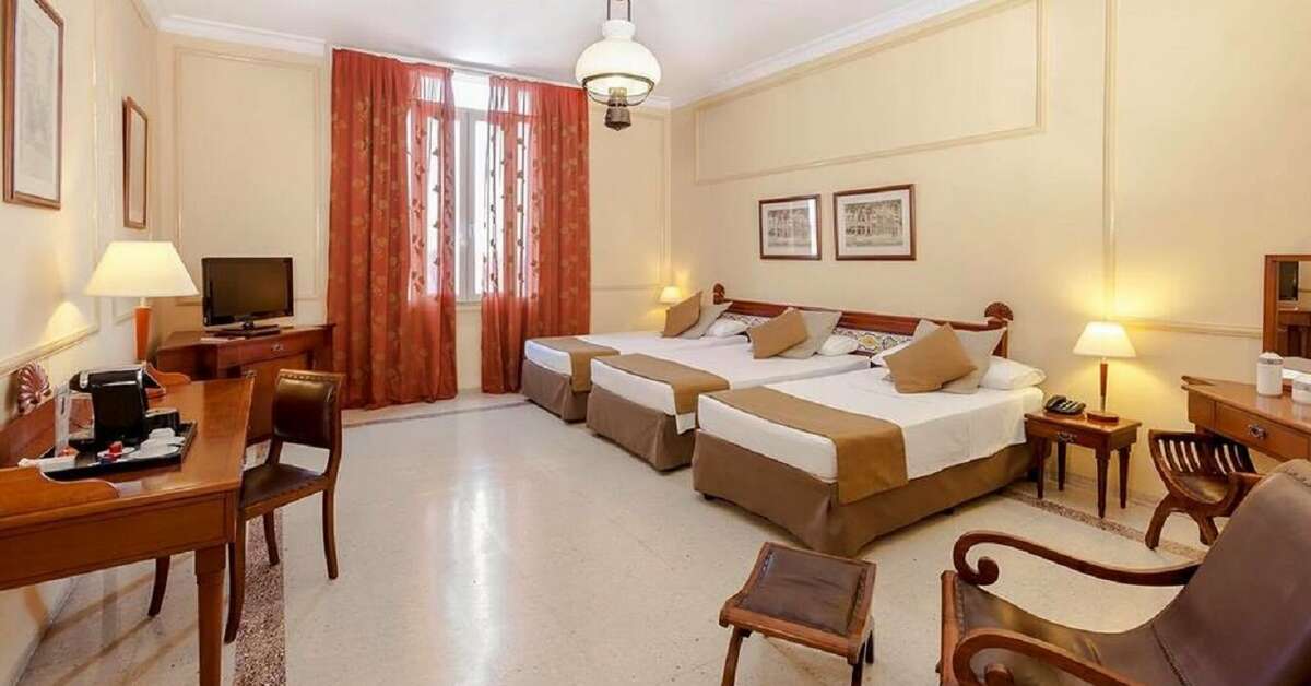 Ein Foto Mercure Sevilla Havane