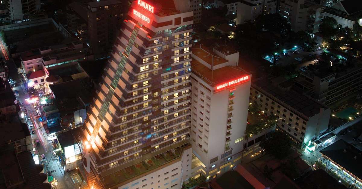 Een foto van de buitenkant van NH Bangkok Sukhumvit Boulevard