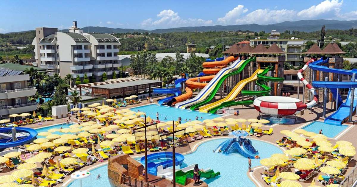 Een foto van het zwembad bij Eftalia Splash Resort