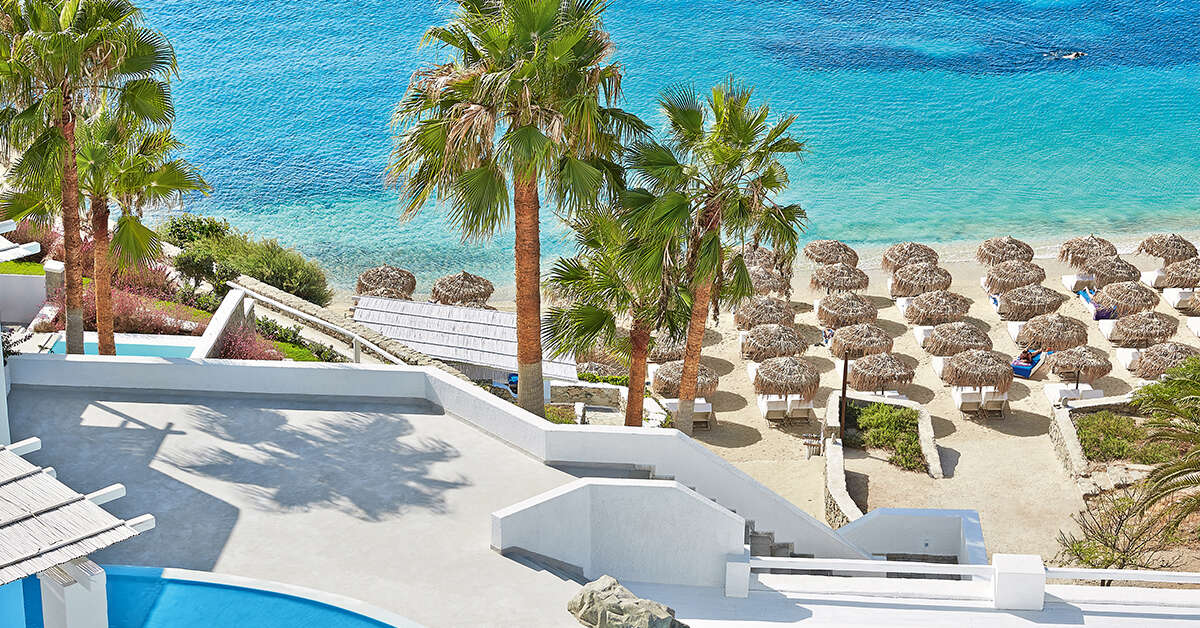 Een foto van het zwembad bij Mykonos Blu Grecotel Boutique Resort