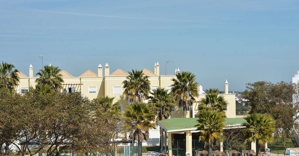 Ein Foto von den Einrichtungen im Praia Da Lota Apartments
