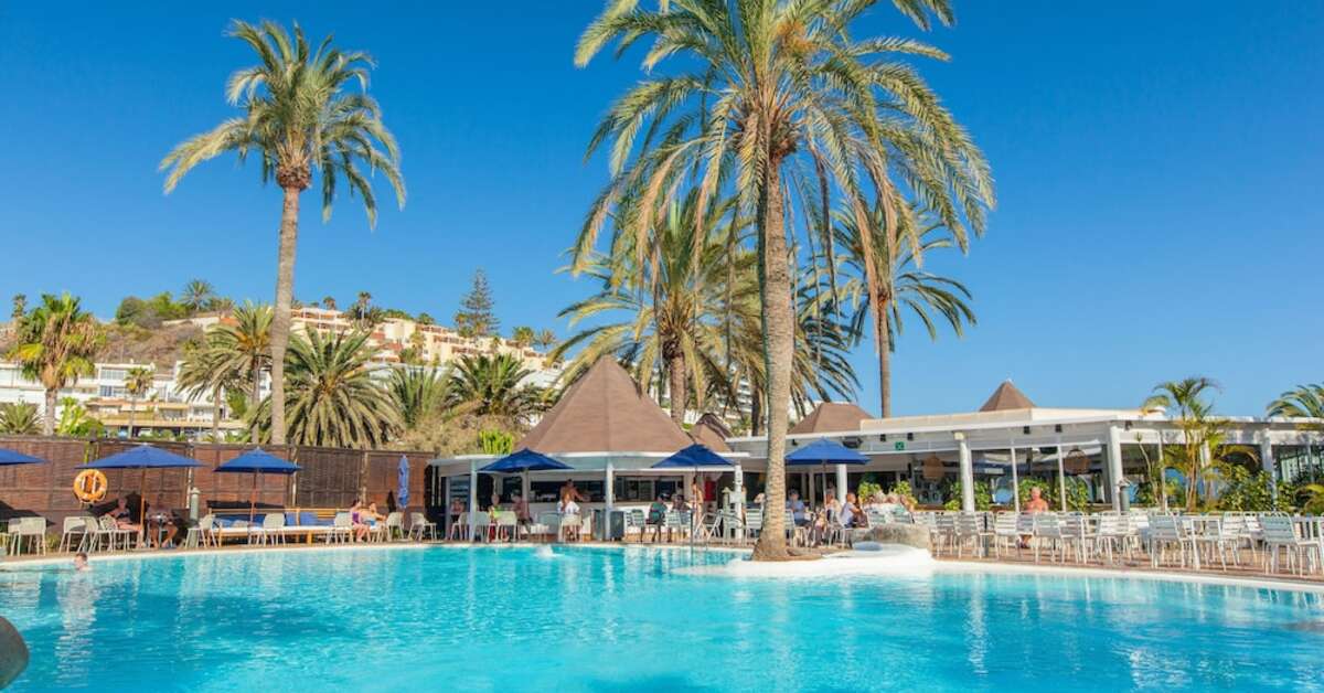 Een foto van het zwembad bij Corallium Beach By Lopesan Hotels