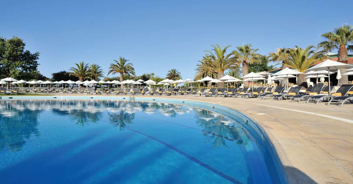 Een foto van het zwembad bij Tivoli Marina Vilamoura Hotel
