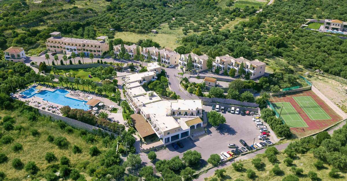 Een foto van het zwembad bij Almyrida Village & Waterpark Hotel