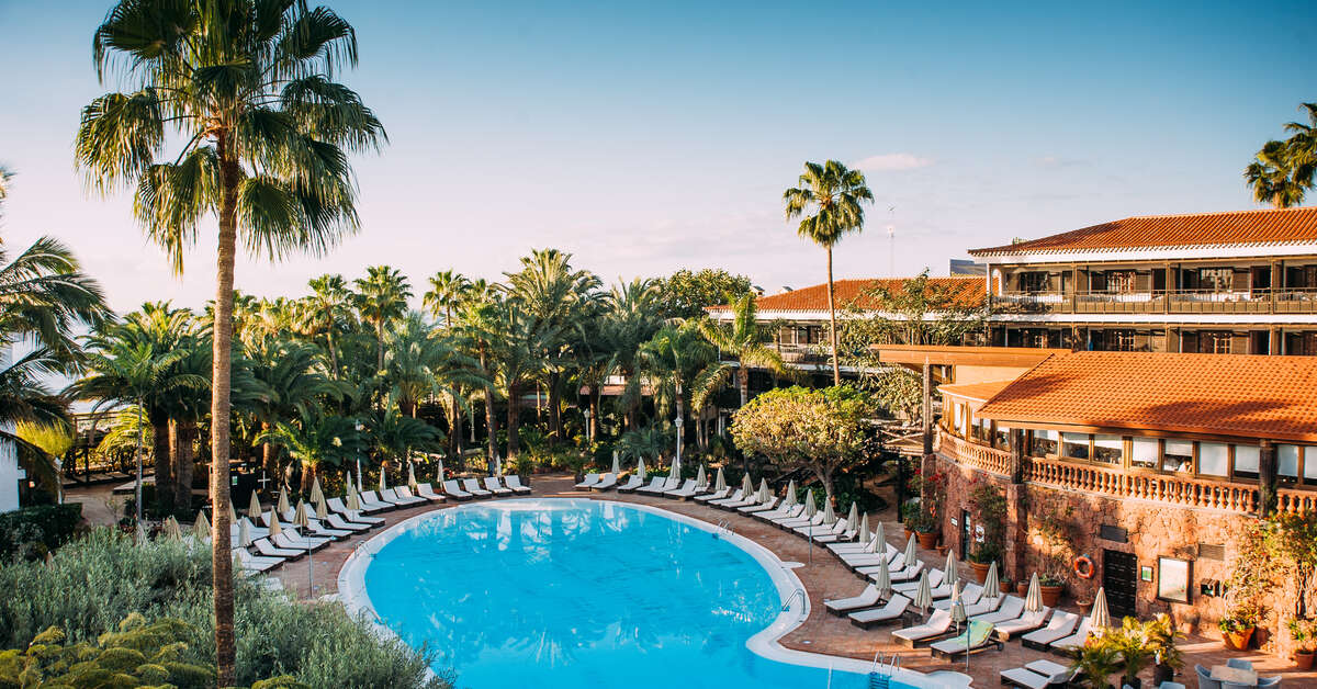 Ein Foto vom Pool im Hotel Parque Tropical