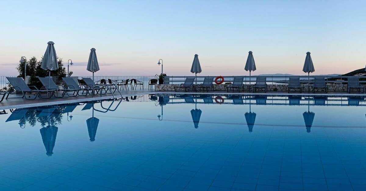 Een foto van het zwembad bij Asteris Hotel