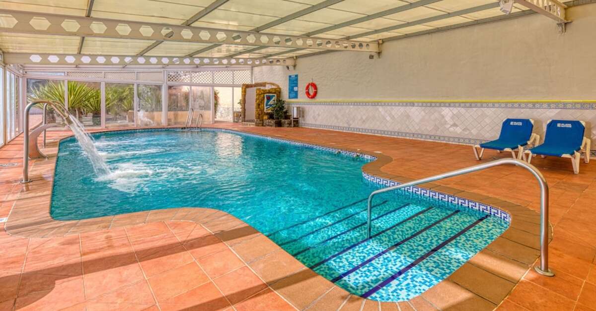 Een foto van het zwembad bij Playadulce Hotel