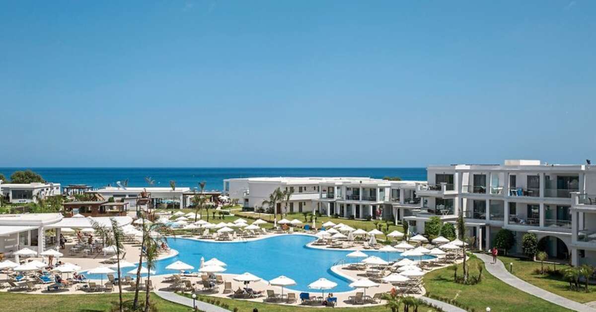 Een foto van het zwembad bij Sentido Asterias Beach Resort