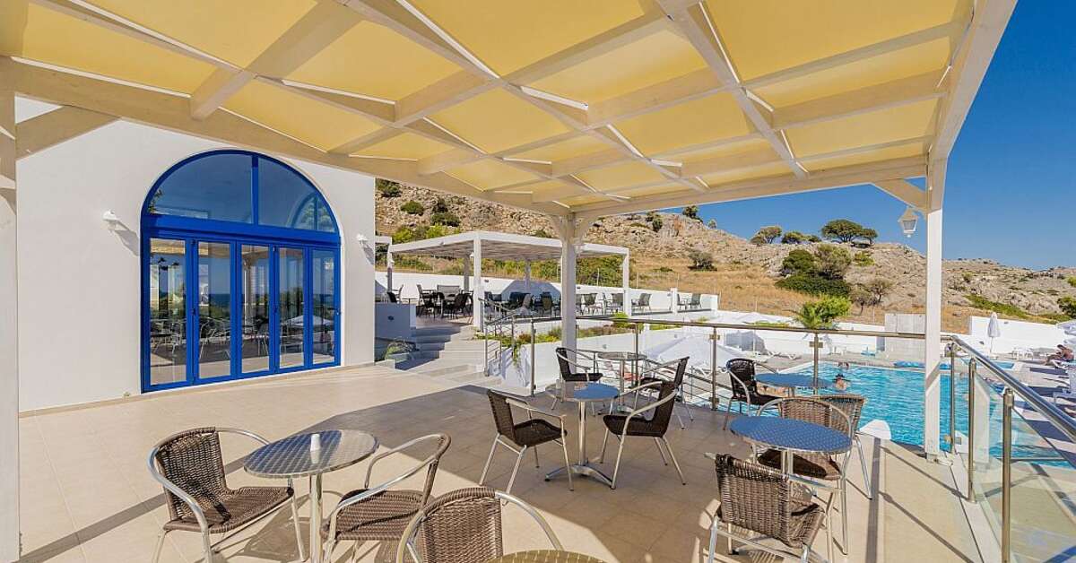 Een foto van het terras bij Eagles Nest Hotel