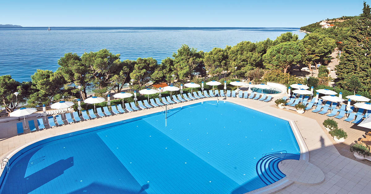 Een foto van het zwembad bij Bluesun Holiday Village Afrodita