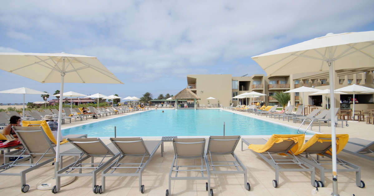 Een foto van een overzicht van Hotel Oasis Salinas Sea