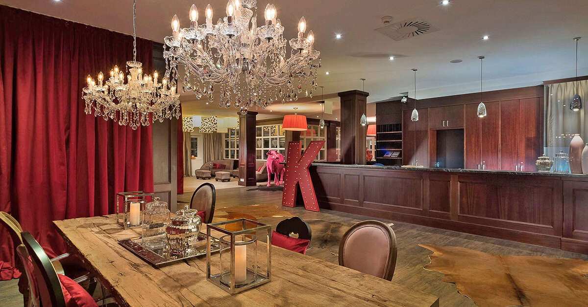 Een foto van het interieur van KU Hotel by Rilano