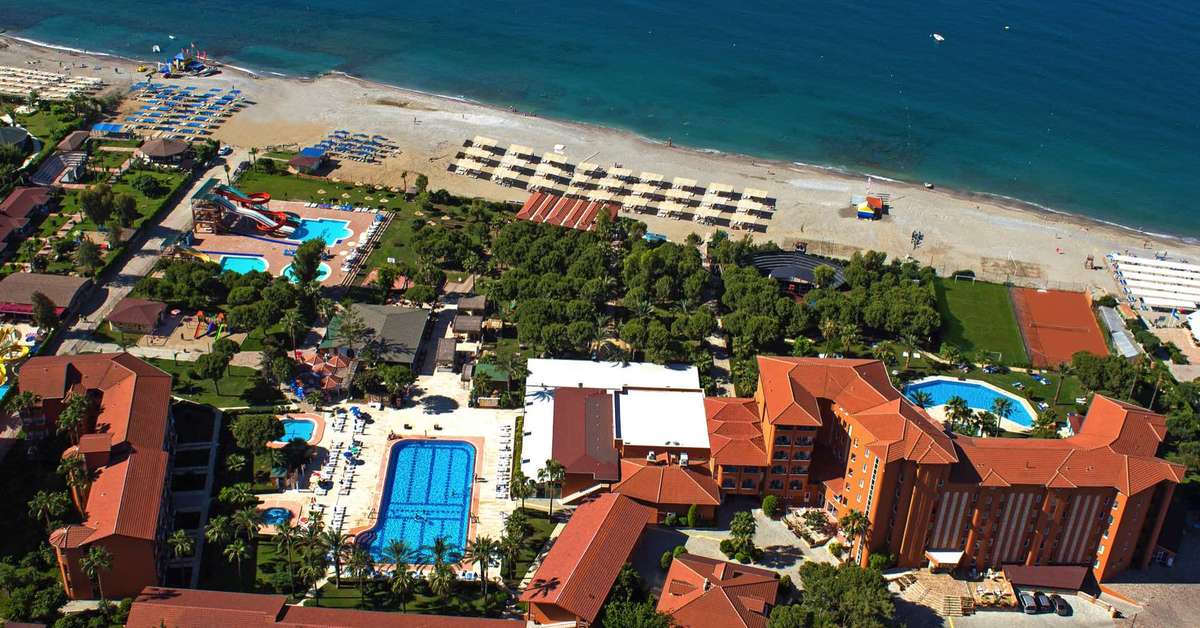 Ein Foto vom Pool im Club Turtas Beach Hotel