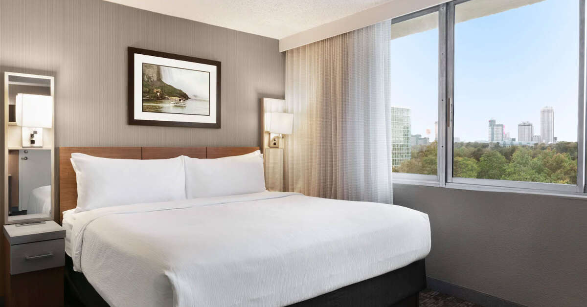 Ein Foto Wyndham Garden at Niagara Falls