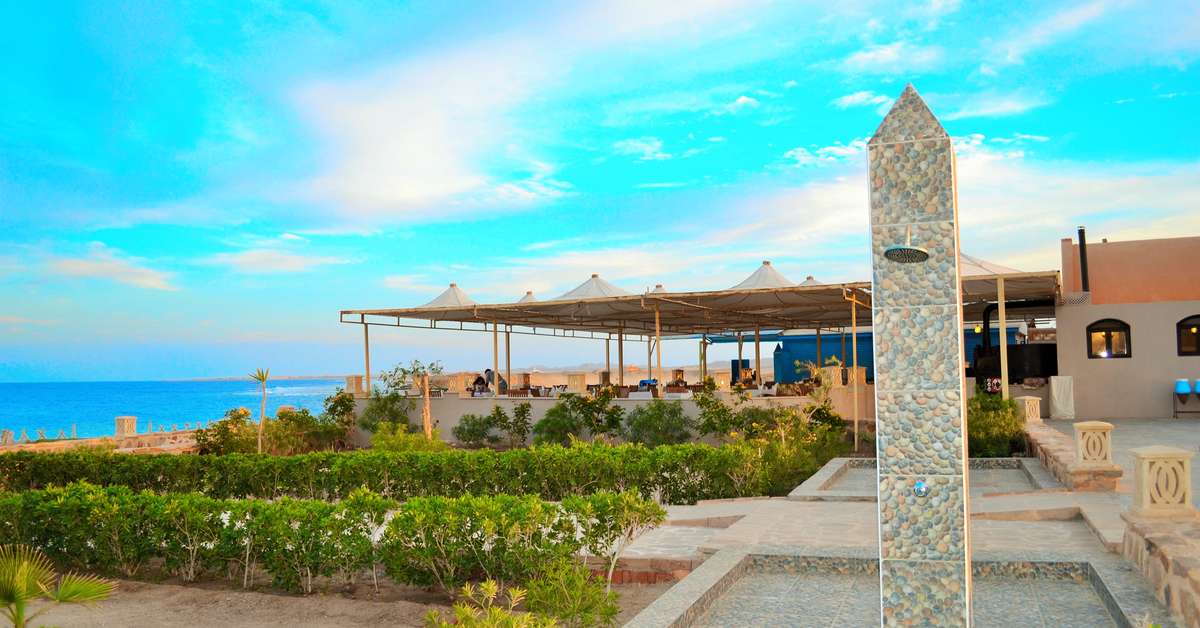 Ein Foto Rohanou Beach Resort & Ecolodge