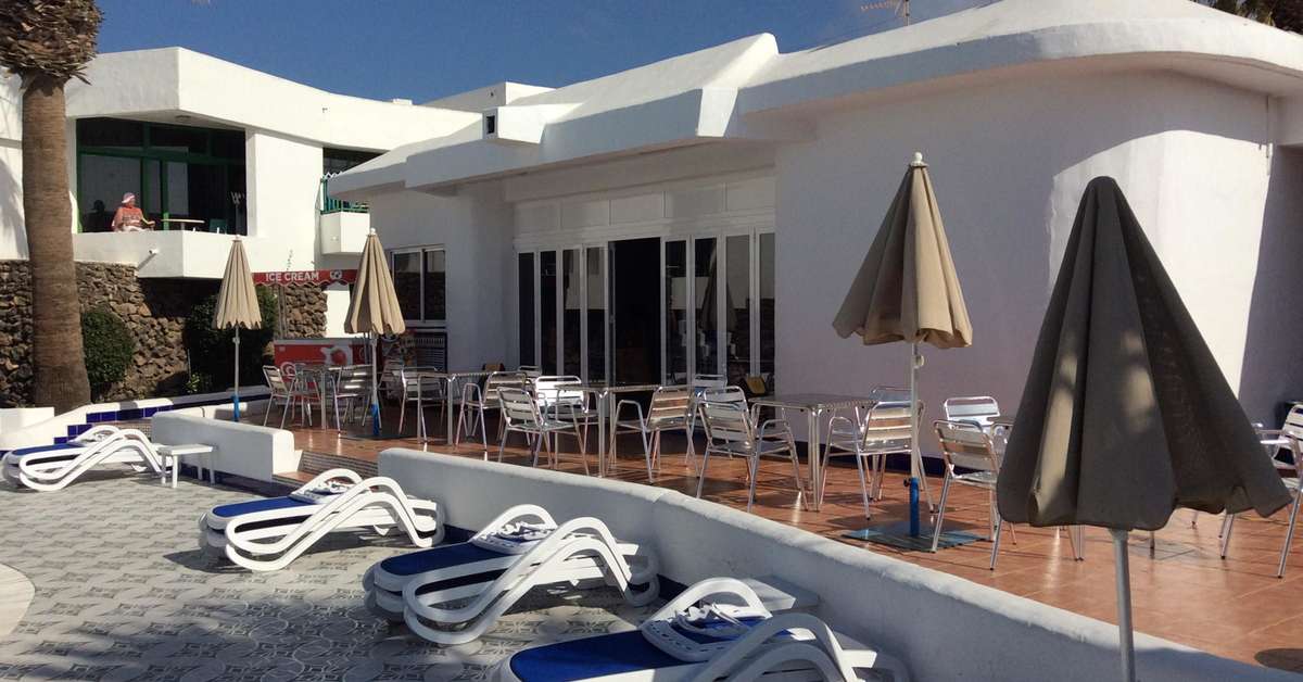 Een foto van het terras bij Appartementen Panorama