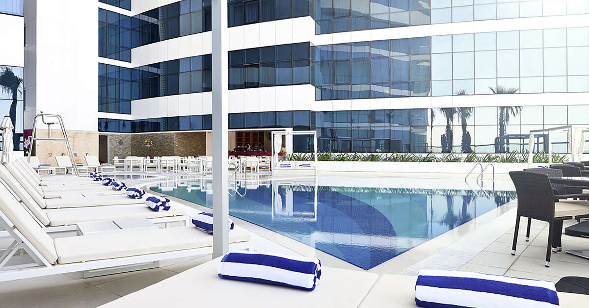 Een foto van een overzicht van Novotel Dubai Al Barsha