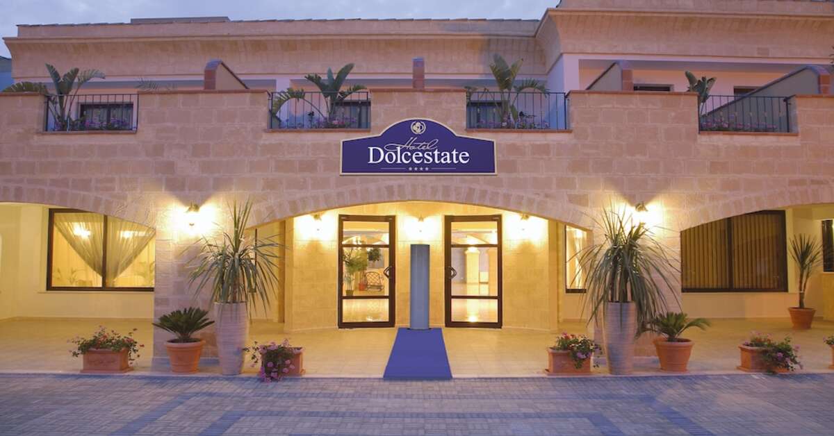 Een foto van de buitenkant van Hotel & Appartementen Dolcestate