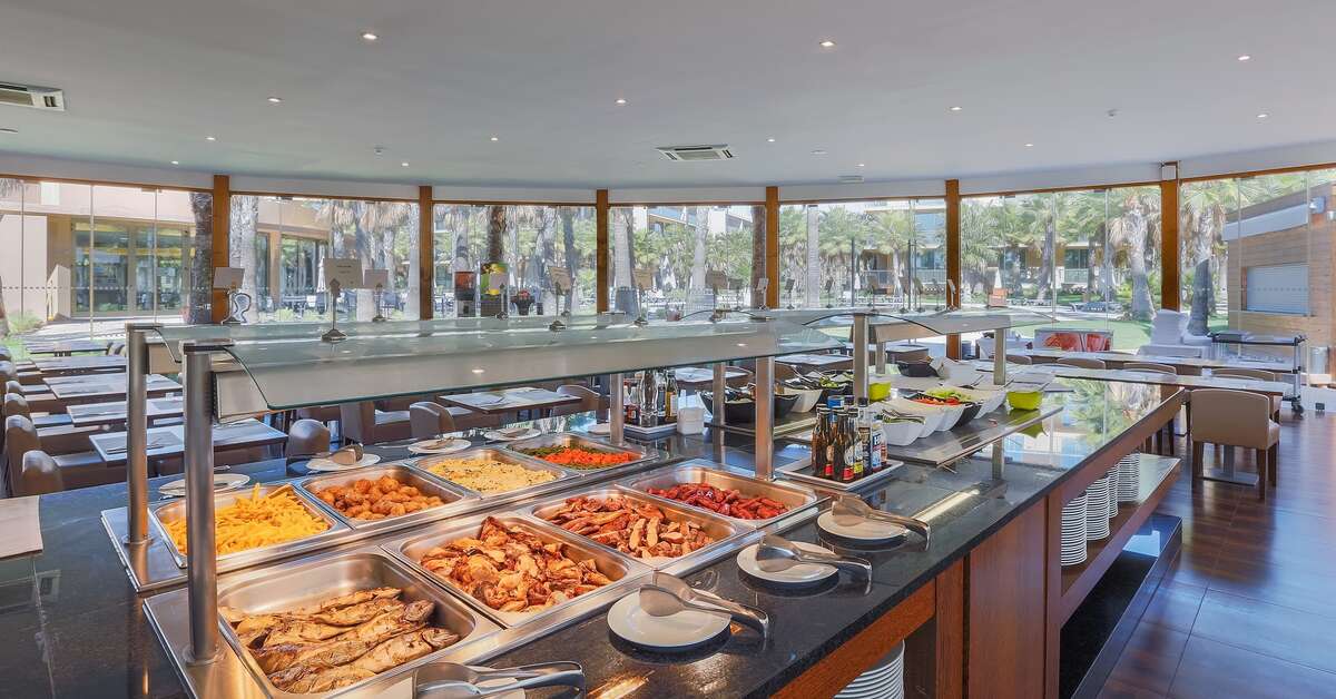 Ein Foto von den Einrichtungen im Marriott Residences Salgados Resort