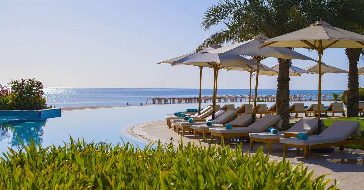 Een foto van het zwembad bij Baron Palace Resort