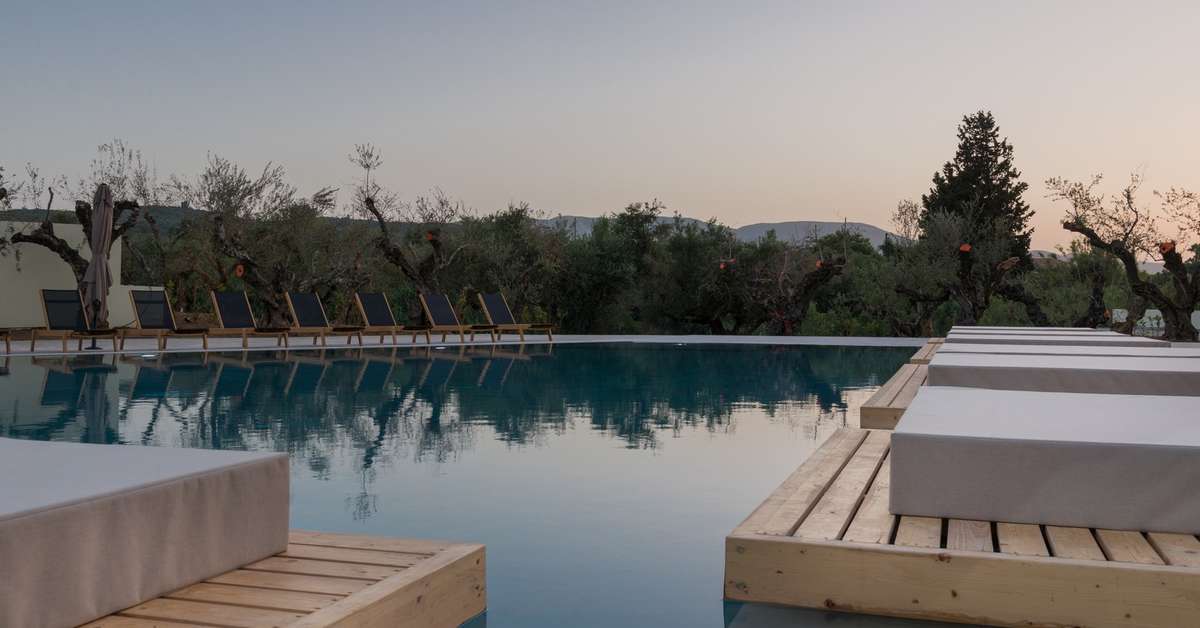 Een foto van het zwembad bij Tsamis Zante Suites
