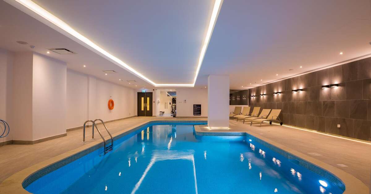 Ein Foto vom Pool im Protaras Plaza Hotel
