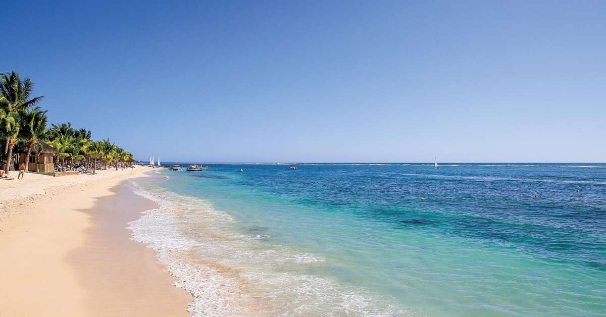 Ein Foto vom Strand beim Victoria Beachcomber Resort & Spa
