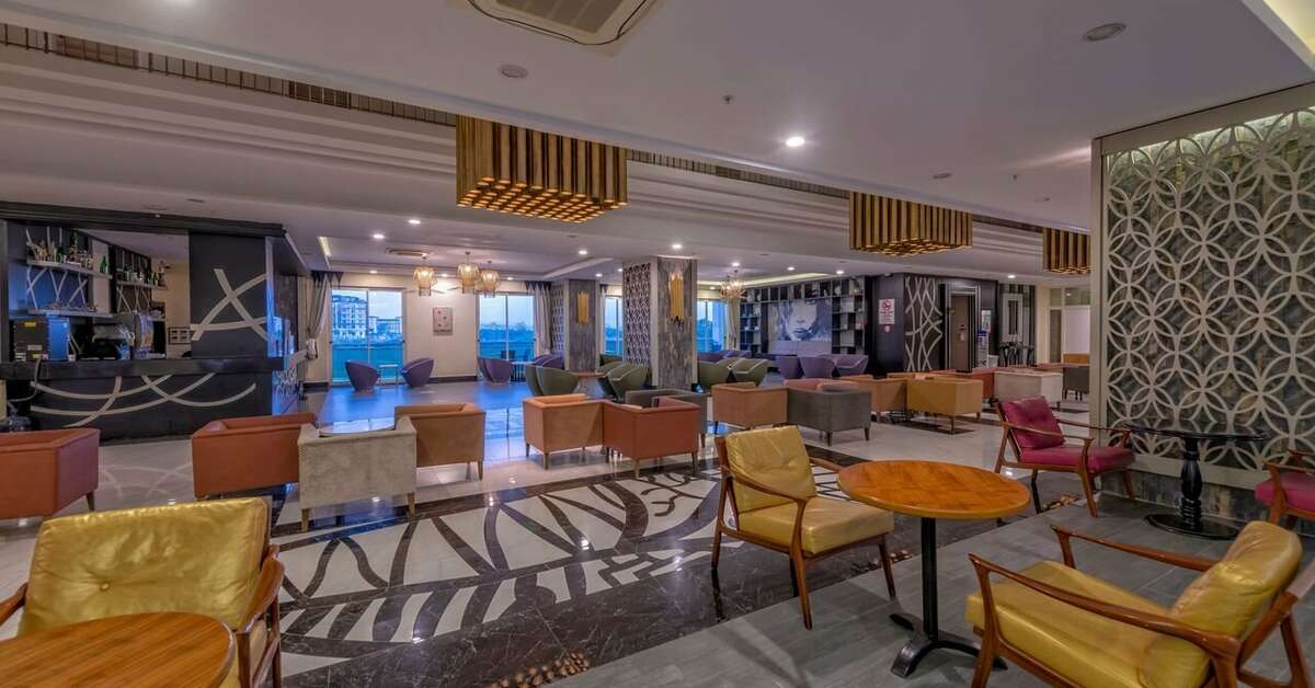 Een foto van het interieur van Port River Hotel & Spa