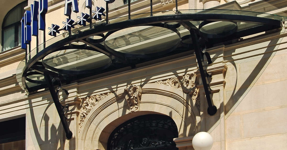 Ein Foto von der Außenansicht des Casa de las Artes Melia Collection